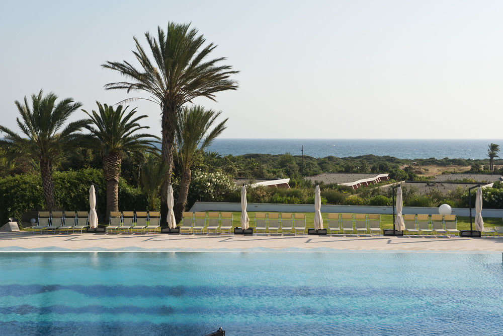 Grand Hotel Masseria Santa Lucia Ostuni Bagian luar foto