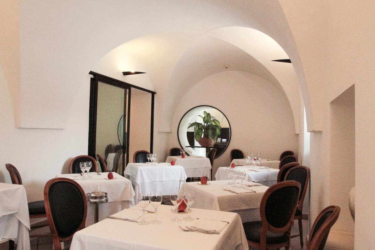 Grand Hotel Masseria Santa Lucia Ostuni Bagian luar foto